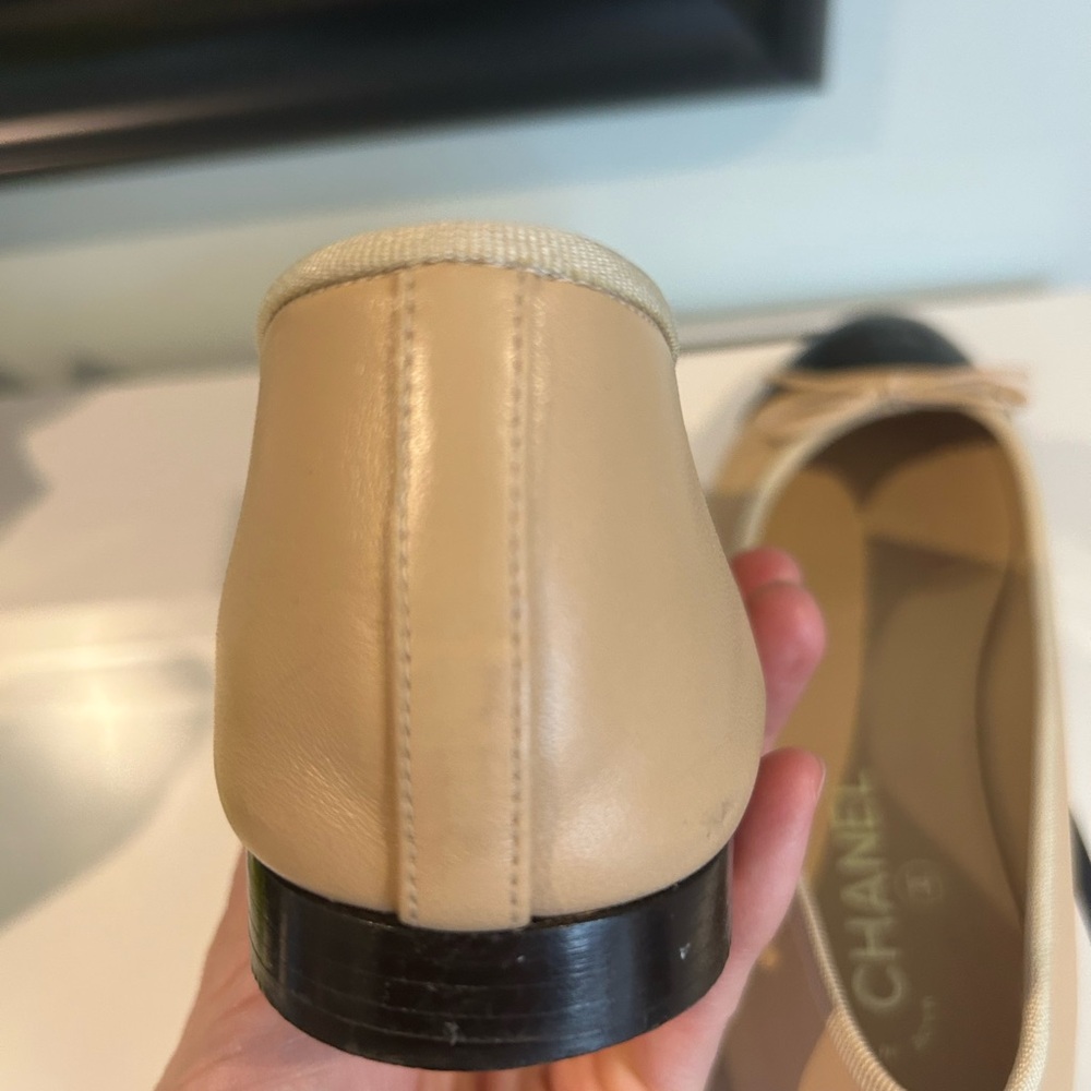 Chanel Beige and Black Women's Ballet Flats - Picture 8 of 15